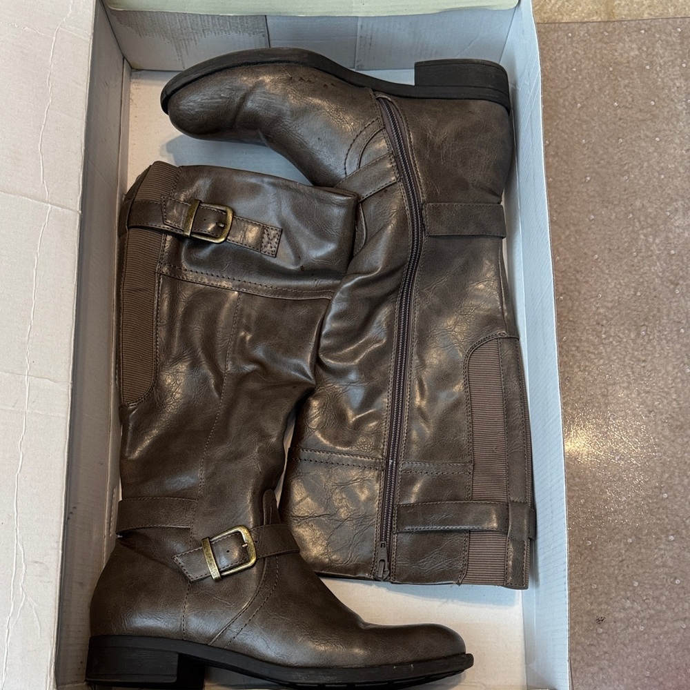 Kim Rogers Brown Leather Boots